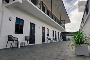HHC Apartments Kronos